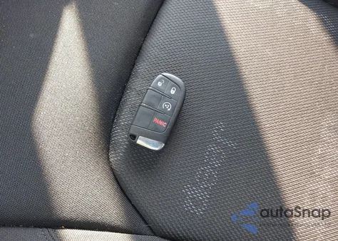 2016 Jeep Renegade Latitude from USA, damaged, VIN ZACCJBBT1GPD54501